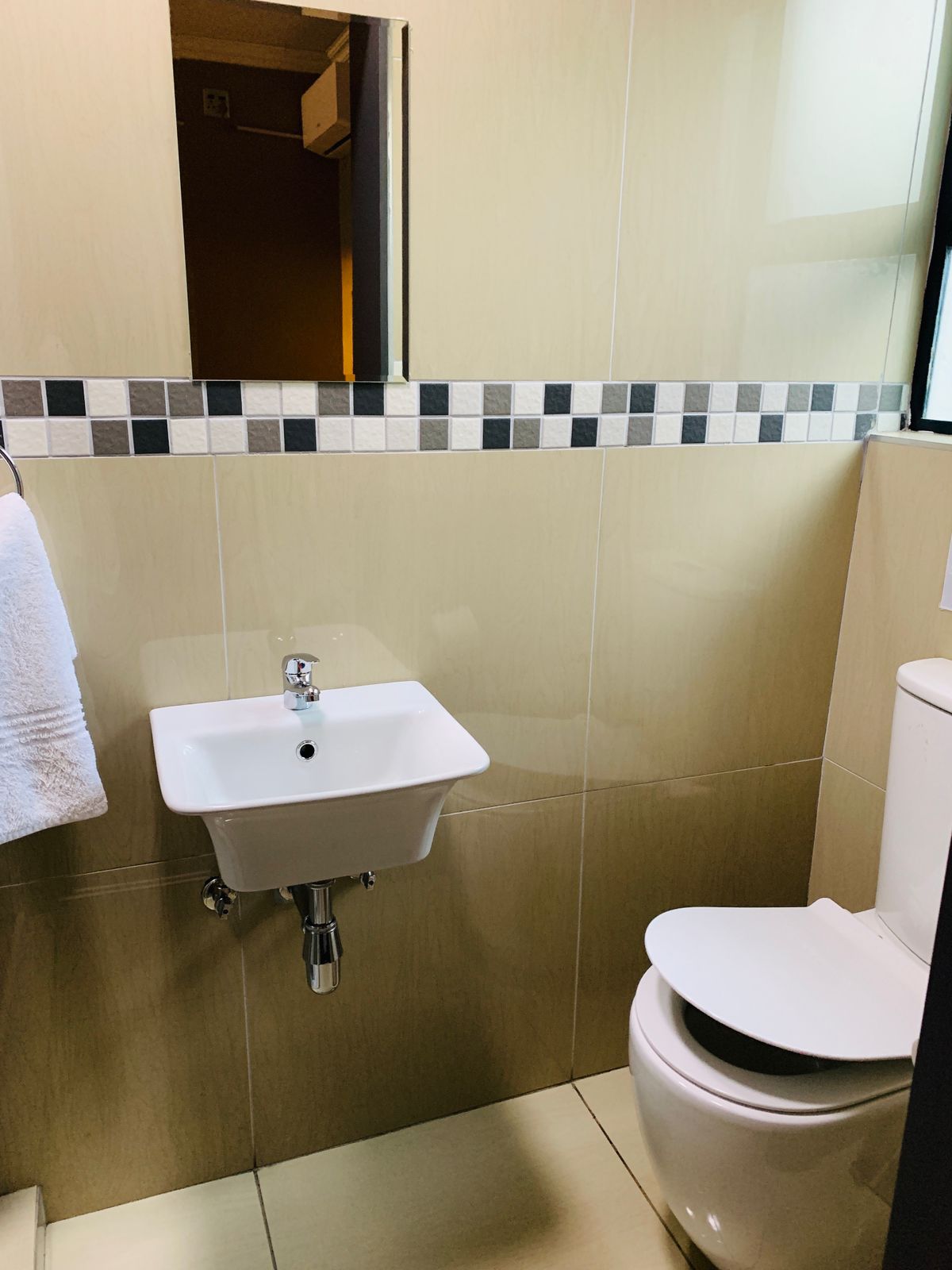 VIP room rest area with comfortable bed and premium amenities